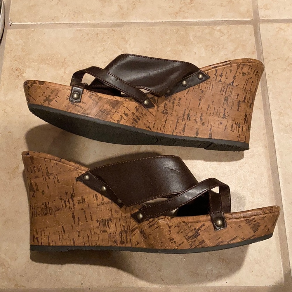 3/$20 Cork wedge sandals heels Original Arizona Jean Company Size 8.5 M 8 1/2